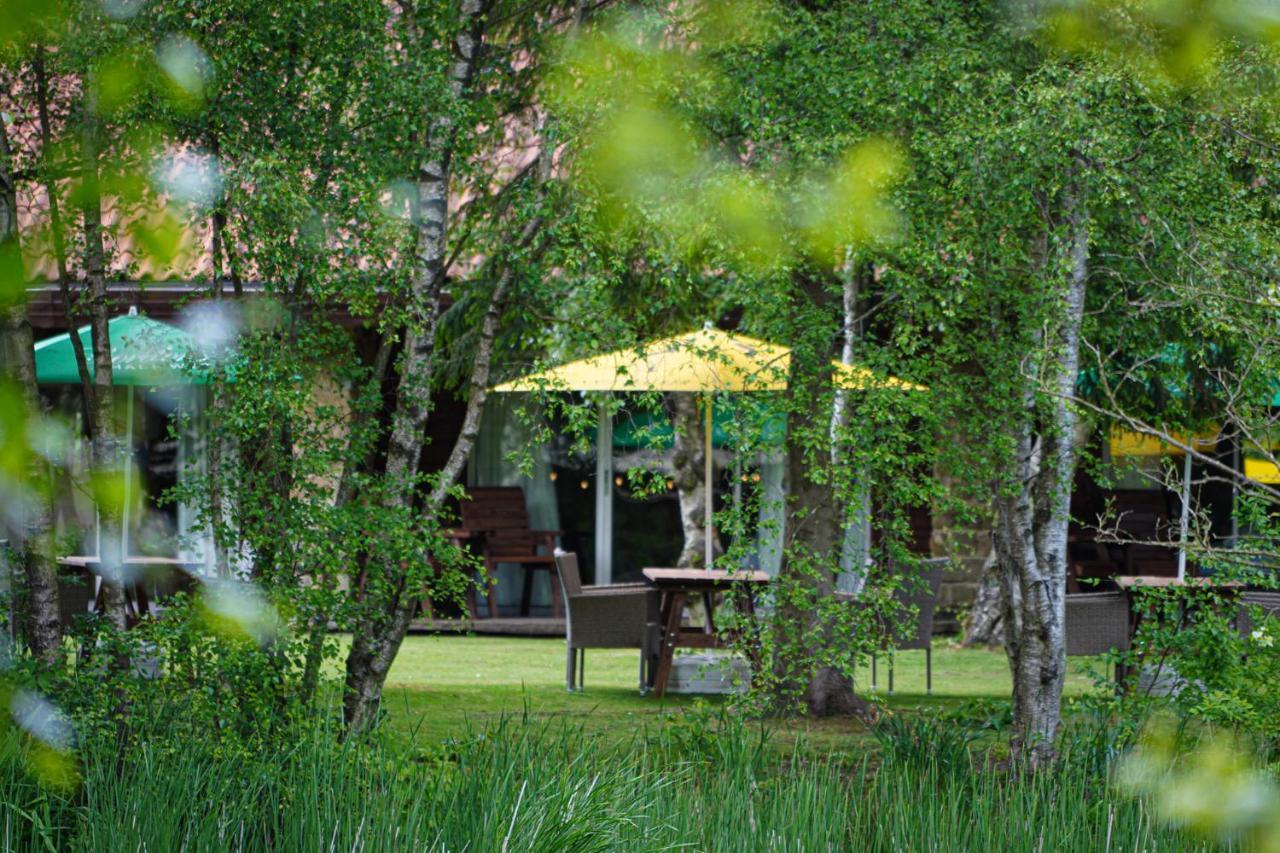 Chevin Country Park Hotel & Spa Otley  Exteriör bild
