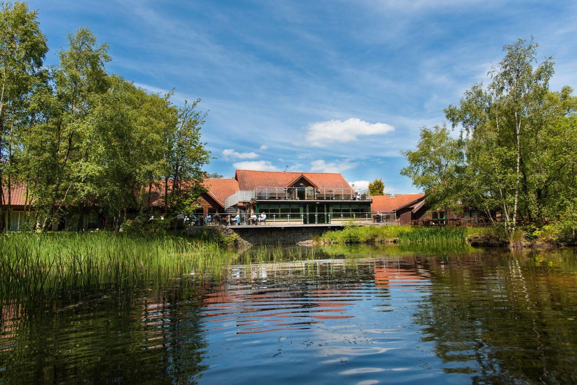 Chevin Country Park Hotel & Spa Otley  Exteriör bild